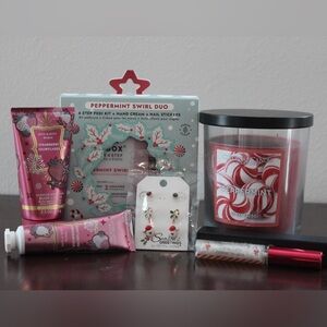 Holiday 6 Piece Gift Bundle Candle Earrings Lip Gloss Pedicure Set Lotion NWT